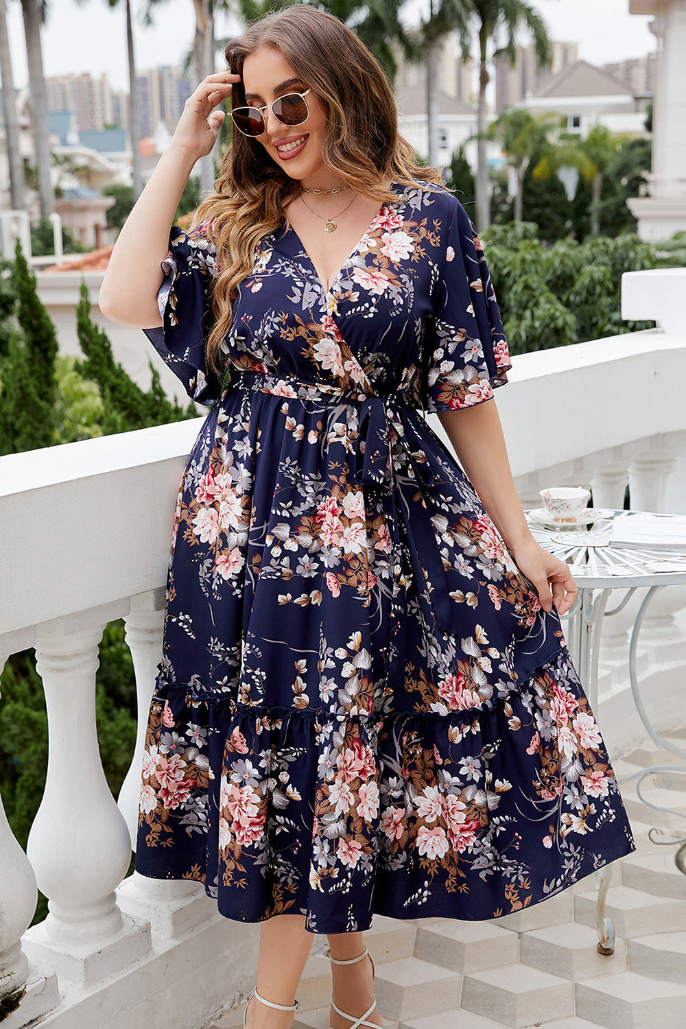 Plus size V hals marine zomerjurk met korte mouwen Rabatt
