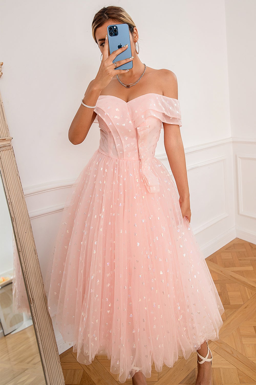 Roze Off Shoulder Harten Galajurk Online-Verkauf